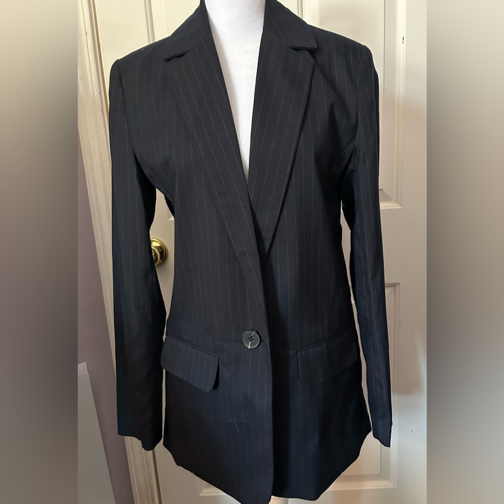 NWTs Primark Dark Blue Pinstripe Blazer Size 4
